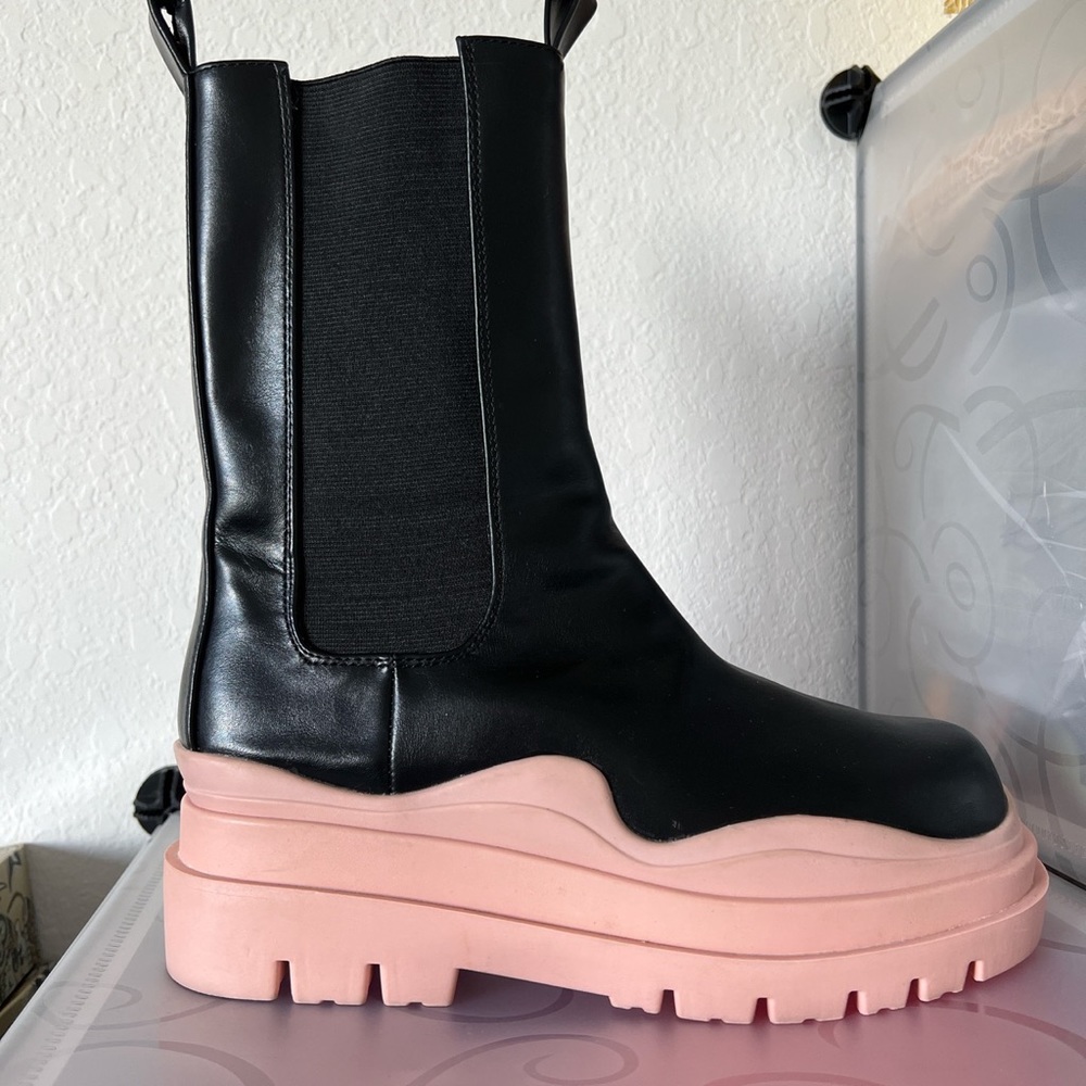 Ego, Size UK 7